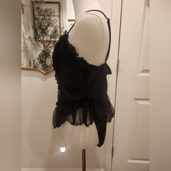 Delicates Vintage Lingerie Bodysuit - Picture 3 of 8